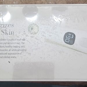 Meaningful Beauty Skincare Tool - White